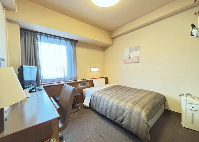 Hotel Route-Inn Ueda -Kokudou 18 Gou-