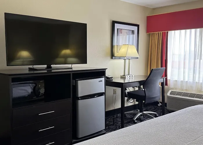 Baymont By Wyndham Evansville North/Haubstadt