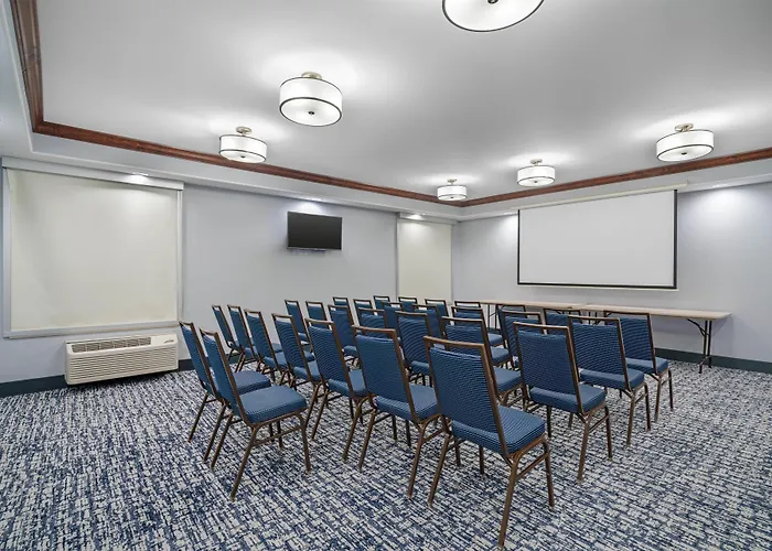Best Western Plus Chalmette Hotel