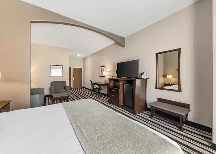 Best Western Plus Sand Bass Inn And Suites
