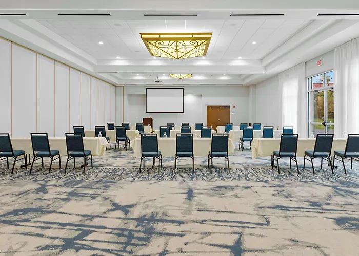 Hilton Garden Inn Auburn
