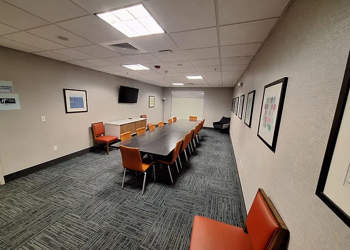 Junction City Inn & Suites