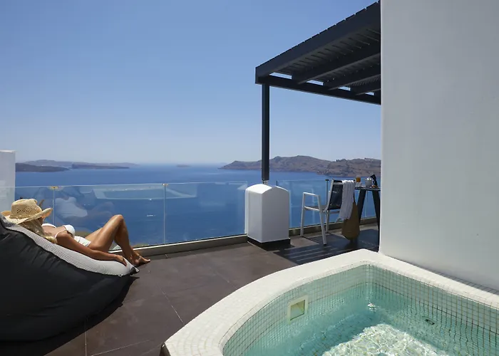 Oia Suites
