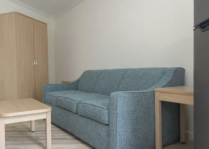 New 2026-Ocean Sands Beach Boutique Inn-24Hr Sauna And Salt-Mineral Pool-Free Beach Bikes And Famous Beach-Fresh Baked Cookies-Popcorn-In Room Bathrobes-Sunscreen-65 Inch Tvsnetflix-Bedside Candy-Free Laundry- 4 Grand Black Beds-Call & Save-1-252-Aha