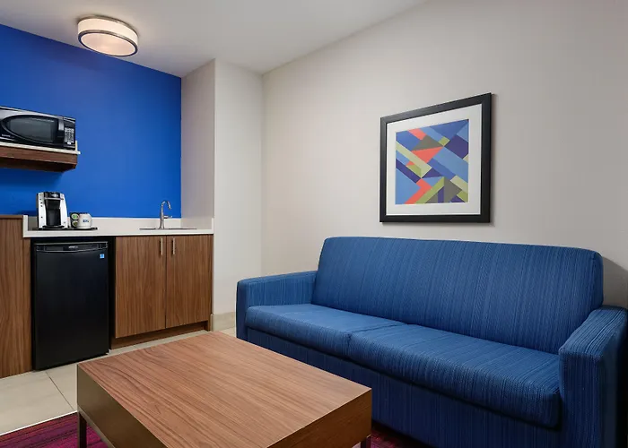 Holiday Inn Express - Tullahoma By Ihg