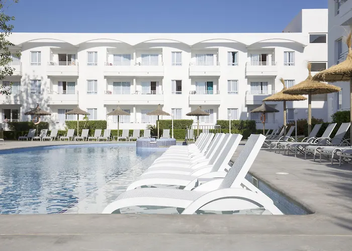 Cabot Hobby Club Apartments