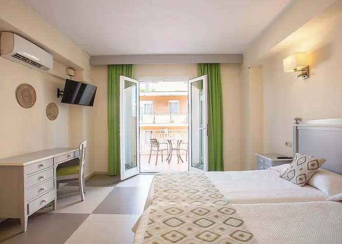 Hotel Playa Sol