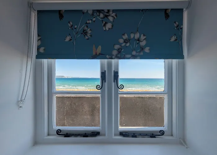 Acqua Beach Weymouth