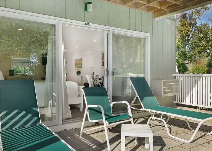 East Hampton House Resort
