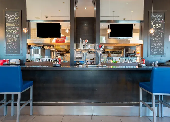Sandman Signature Edmonton South Hotel
