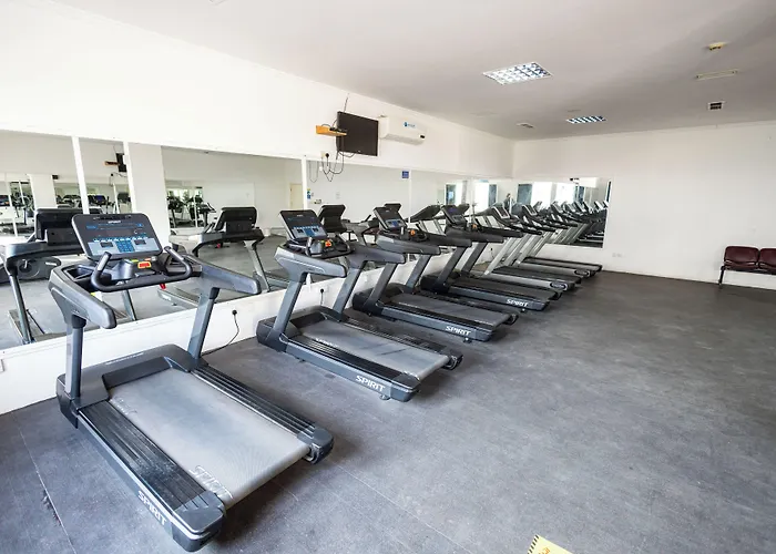 Hamdan Plaza Hotel Salalah, An Htg Hotel
