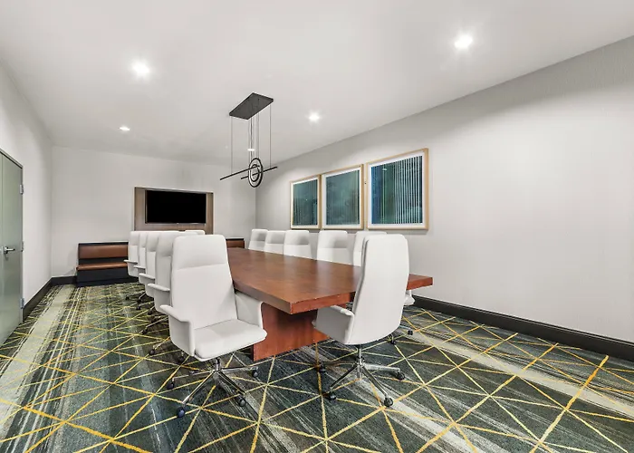 Holiday Inn Austin North By Ihg