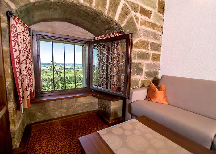 Burg Colmberg Hotel