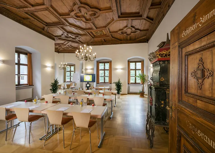 Jufa Hotel Schloss Roethelstein - Self Check-In