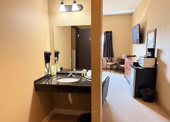 Americas Best Value Inn Big Lake Becker