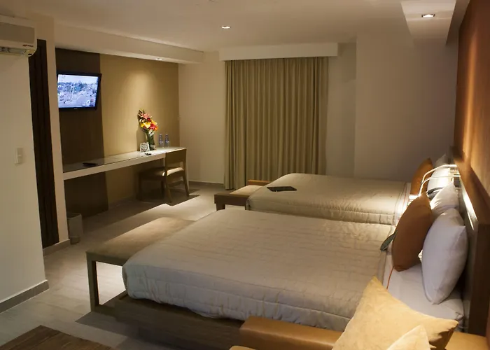 Hotel Puerta Del Sol Guadalajara