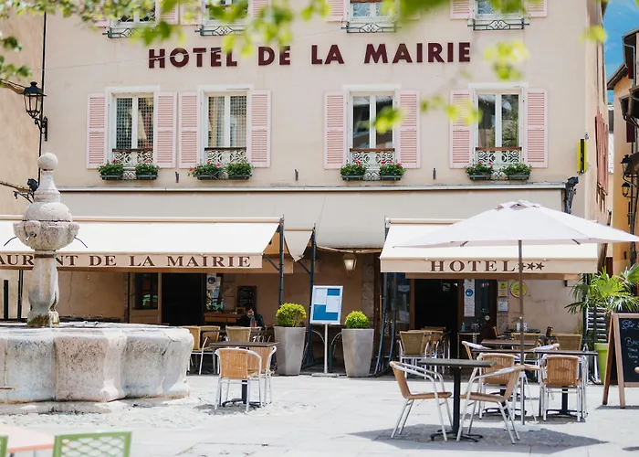 Logis - Hotel De La Mairie