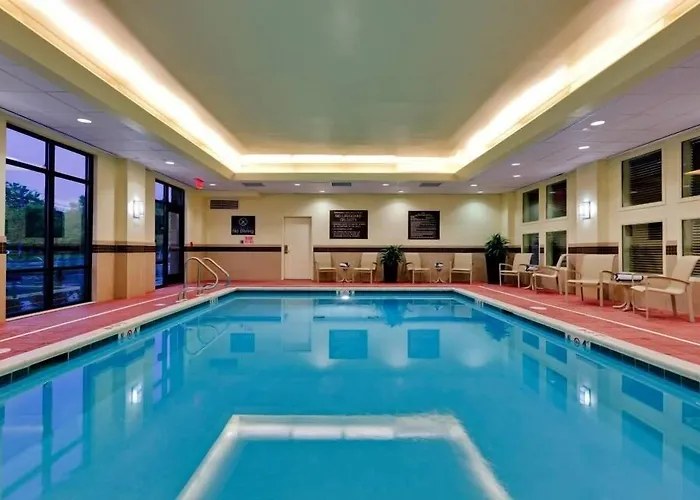 Hampton Inn & Suites Mahwah