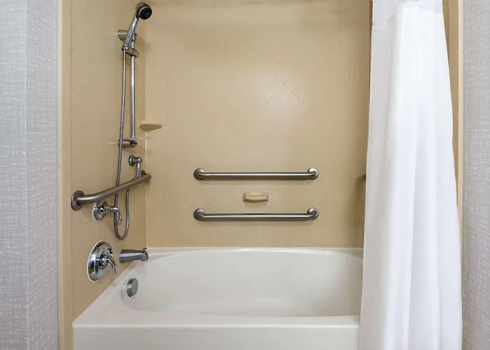 Hampton Inn & Suites Winston-Salem/University Area