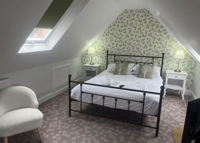 Penny Farthing Hotel & Cottages