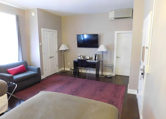 The Historic Gould Hotel Seneca Falls, An Ascend Collection Hotel
