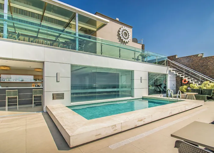 Arena Copacabana Hotel