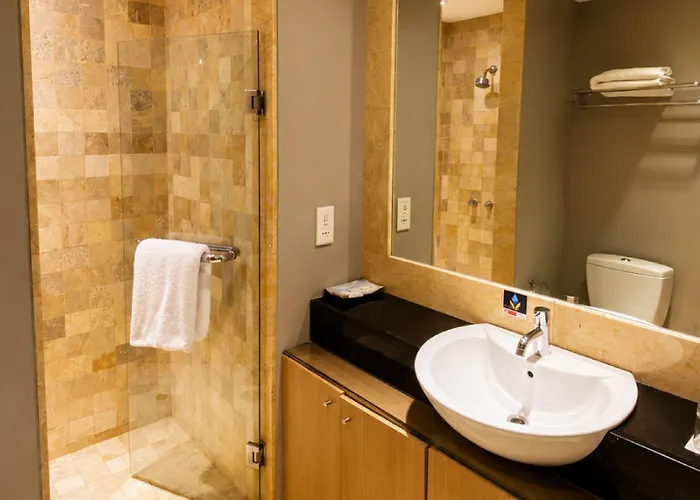 Golden Tulip Balikpapan Hotel & Suites