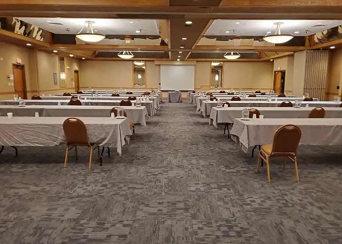Crossroads Hotel And Huron Event Center
