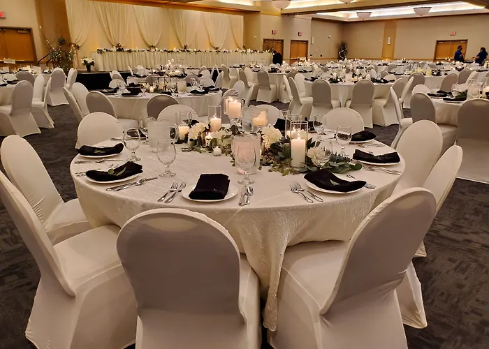 Crossroads Hotel And Huron Event Center