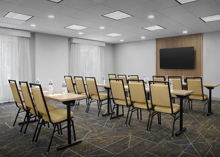 Hampton Inn & Suites Laurel