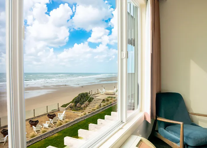 The Coho Oceanfront Lodge