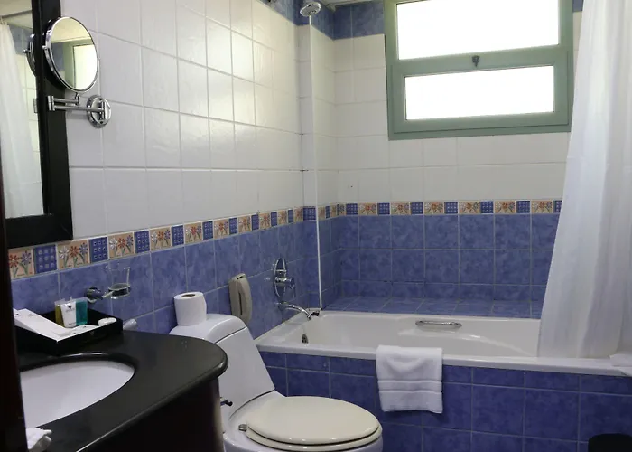 Pars International Hotel
