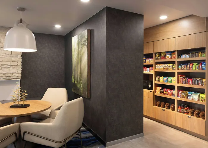 Fairfield Inn & Suites - Buffalo Airport