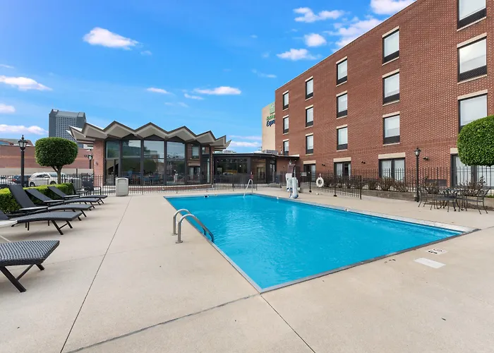 Holiday Inn Express - Columbus Downtown By Ihg