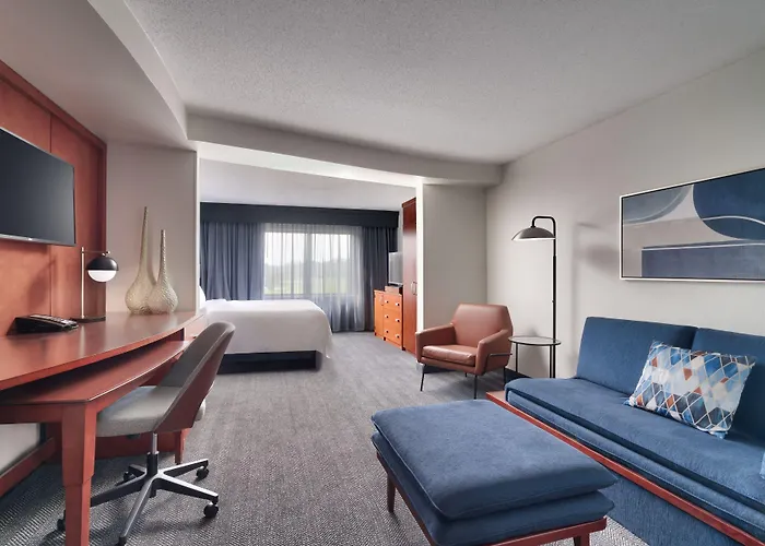 Courtyard By Marriott Johnson City