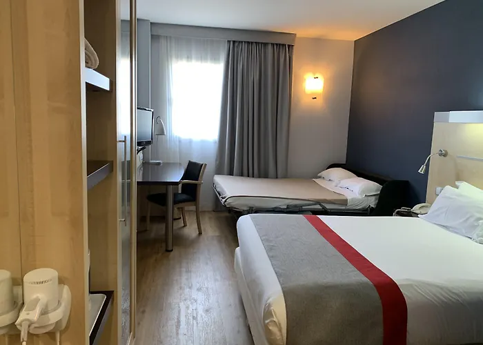 Holiday Inn Express Vitoria By Ihg
