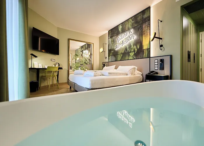 Parc Hotel Flora S