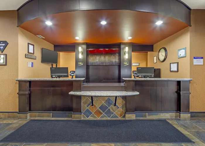 Best Western Bonnyville Inn & Suites