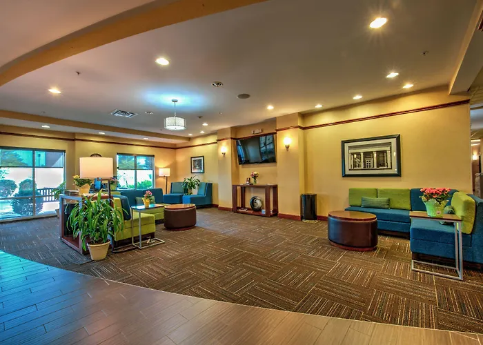Comfort Suites Urbana Champaign, University Area