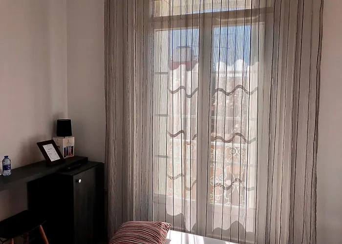 Hotel Saint Louis - Au Coeur Des Remparts