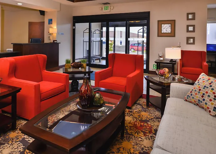 Holiday Inn Express & Suites Pittsburg By Ihg