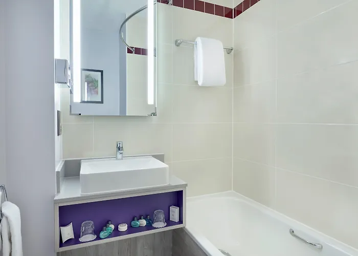 Leonardo Hotel Exeter
