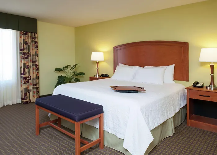 Hampton Inn Macomb