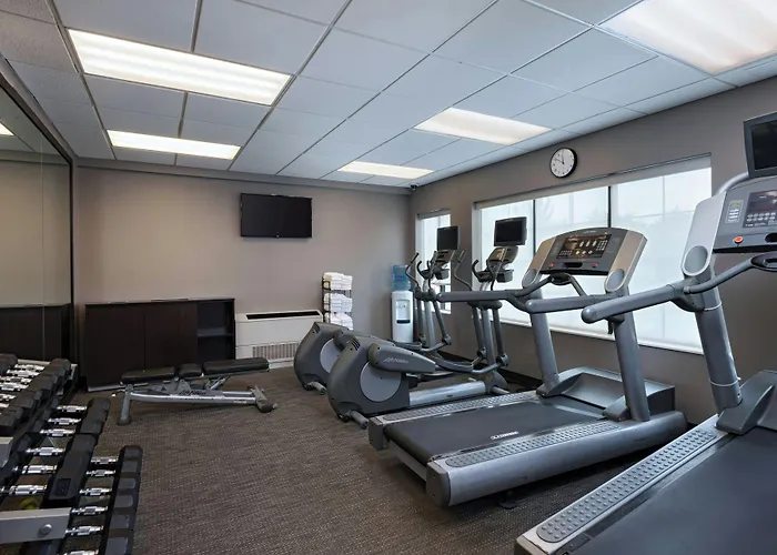 Courtyard By Marriott Omaha Aksarben Village