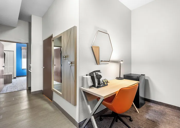 Holiday Inn Express & Suites Van Wert By Ihg