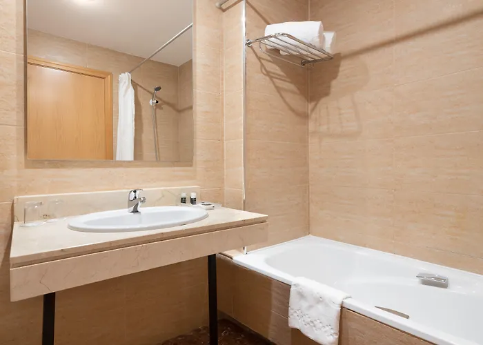 Aparthotel Exe Campus San Mames