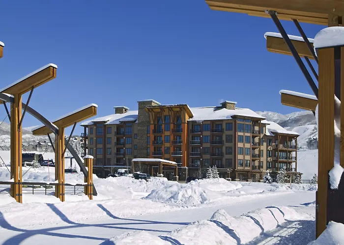 Trailhead Lodge