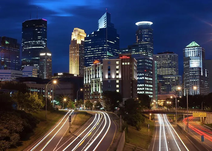 Hilton Garden Inn Minneapolis Downtown