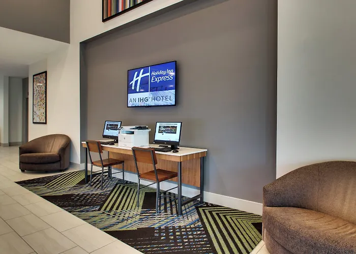 Holiday Inn Express Georgetown By Ihg