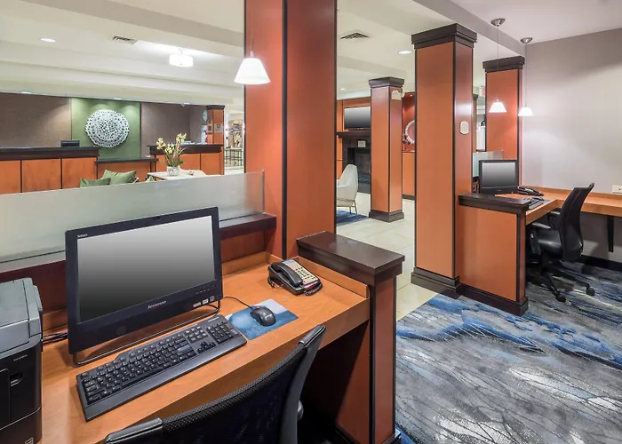 Fairfield Inn & Suites Kansas City Overland Park